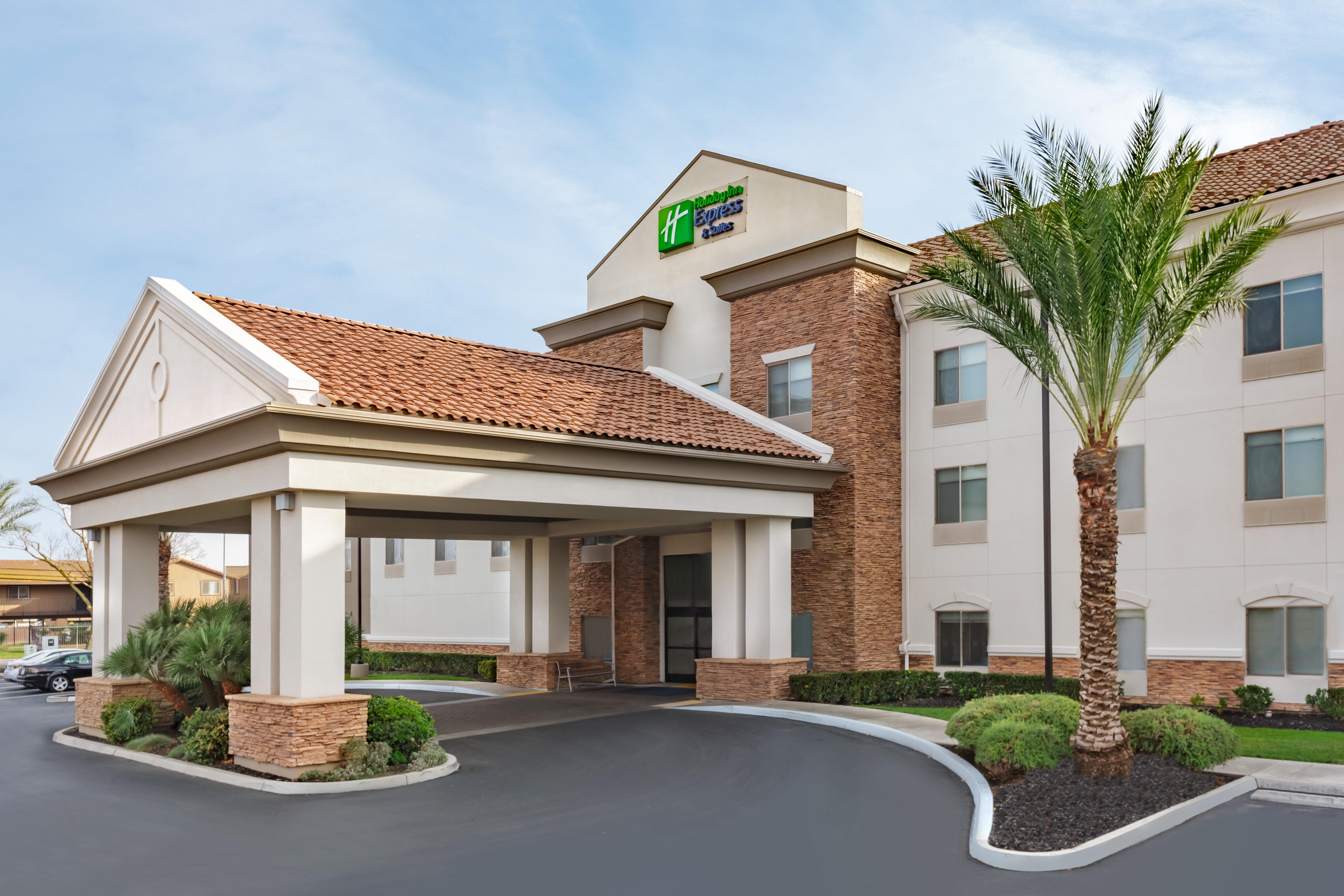 Holiday Inn Express Hotel & Suites Merced, An Ihg Hotel Exterior photo